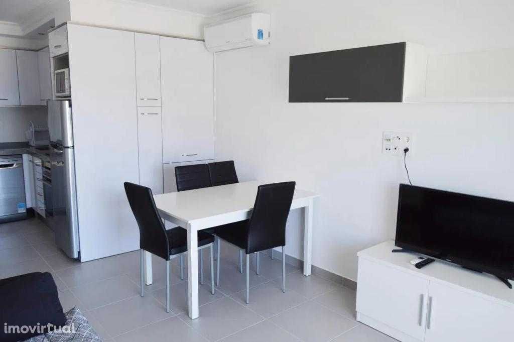 T1 com vista mar com AC e wi fi - julho e 1ª quinz agosto disponível