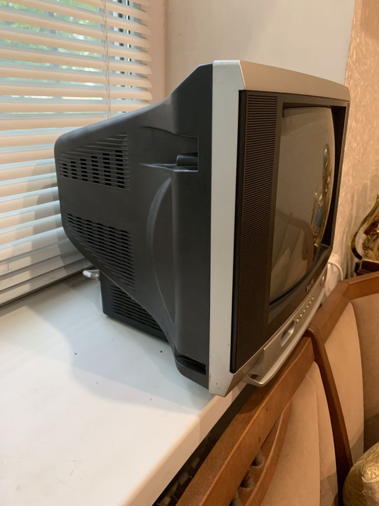 Телевізор SANYO