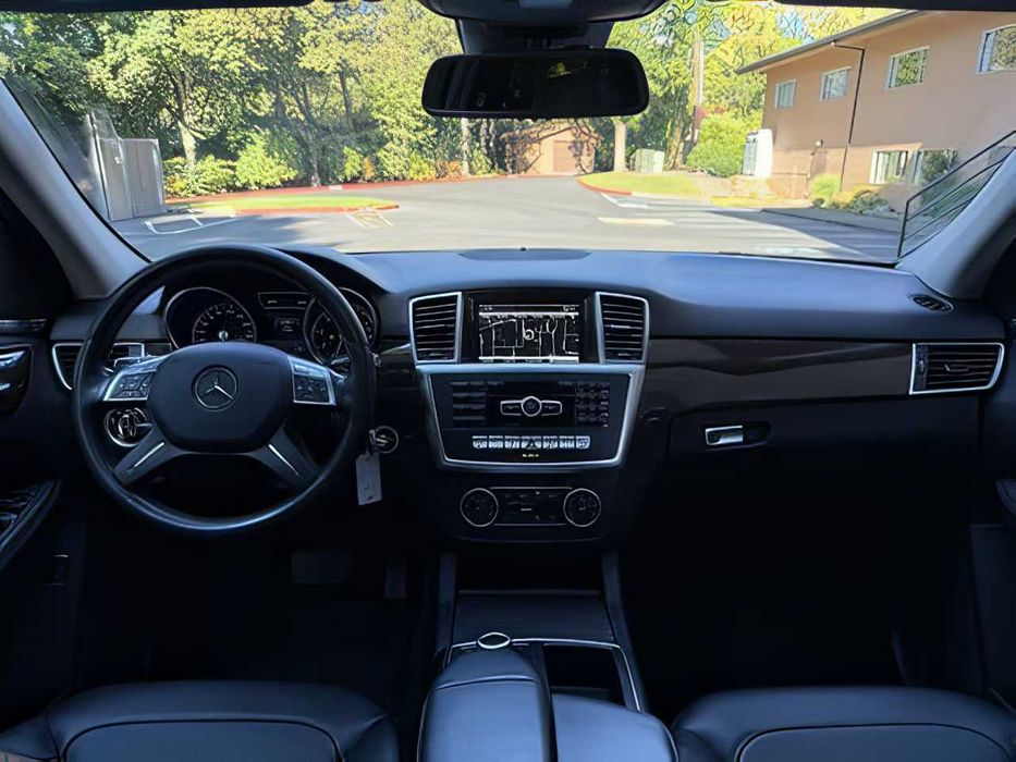 Mercedes-Benz ML350      2014