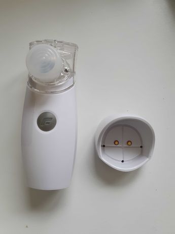 Inhalator nebulizator siateczkowy ze stacją ładowania