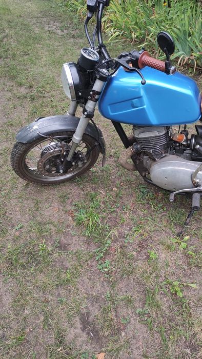 Продам мотоцикл  Иж -планета 4