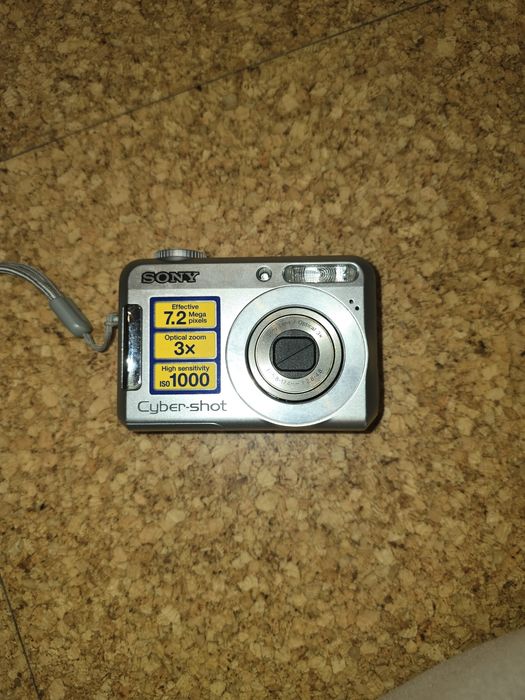 Câmera digital vintage Sony Cyber-shot DSC-S650