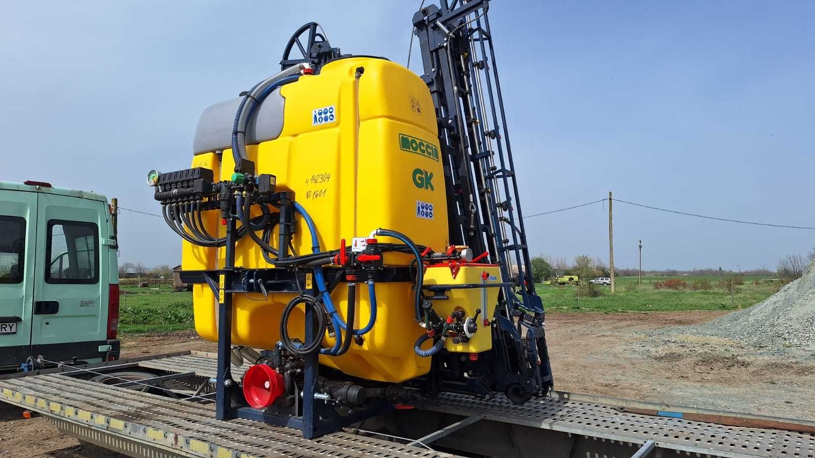 Обприскувач Moccia 1200л крилья 18м оприскувач, опрыскиватель навесной