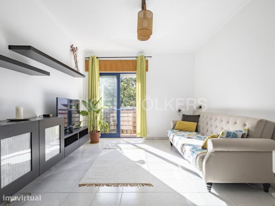 Apartamento T2 Charmoso na Prestigiada Quinta do Anjo