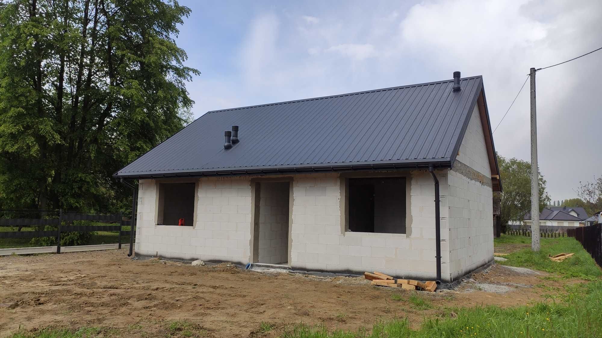 Budowa domu na zlecenie
