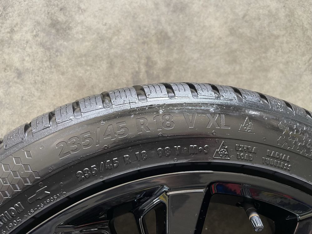 Koła Felgi Opony Volvo V60 Ford Mondeo Mk5 235/45R18 Continental 2023R