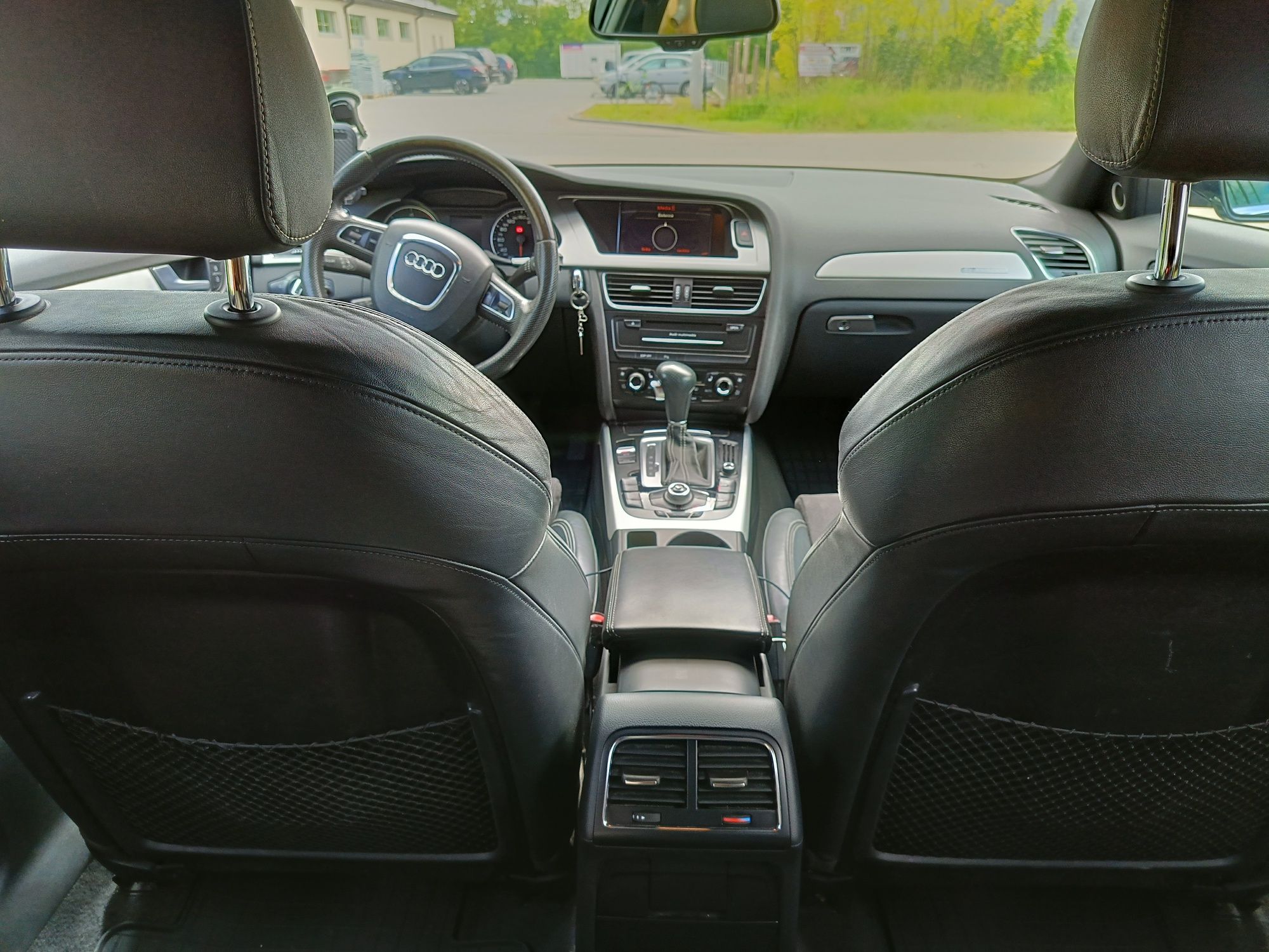 Audi a4b8   S-Line,   3,0tdi.  Automat   Quattro
