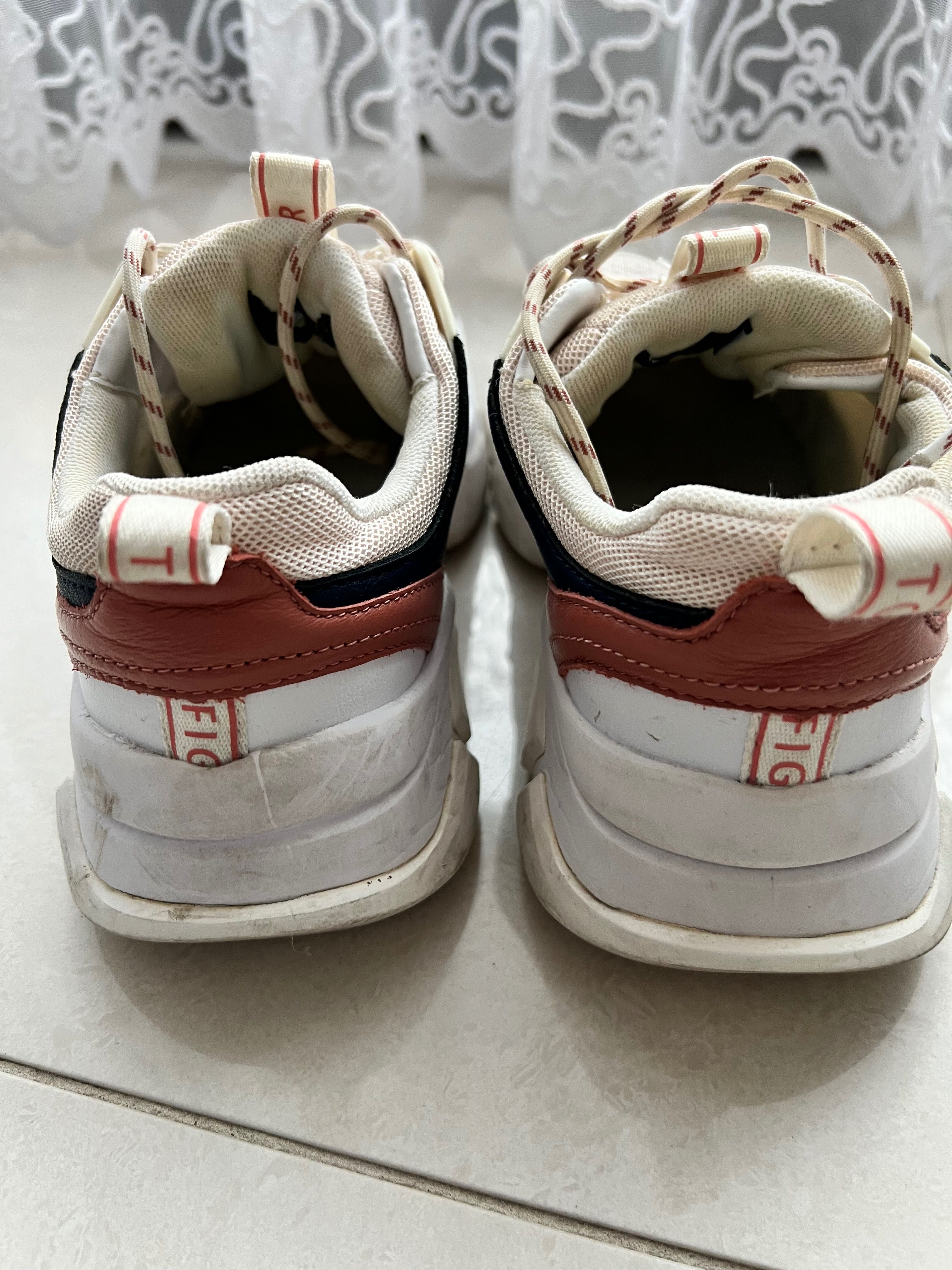 Buty sneakersy chunky lifestyle tommy hilfiger rozm 37