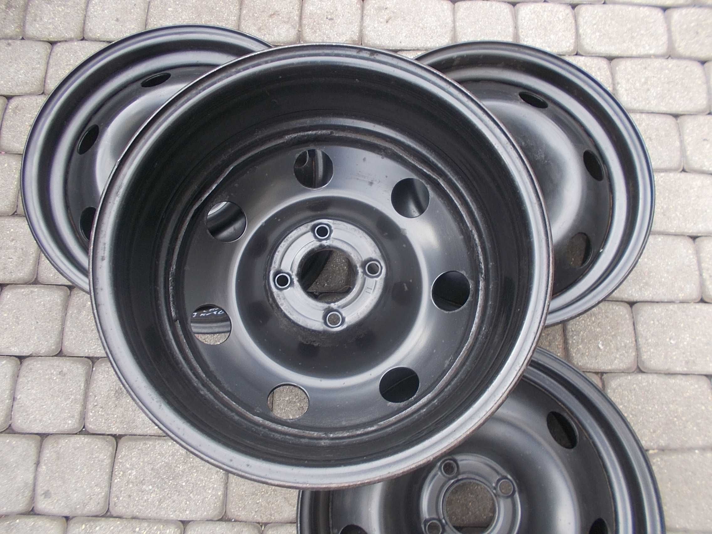Felgi Stalowe PEUGEOT 5008 . 3008 CITROEN DS4 C4 4x108 7Jx16H2 ET29