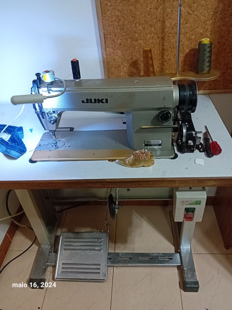 Máquinas de costura em Mangualde