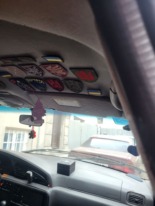 Кіа карнівал 2.9 д 2001 р.