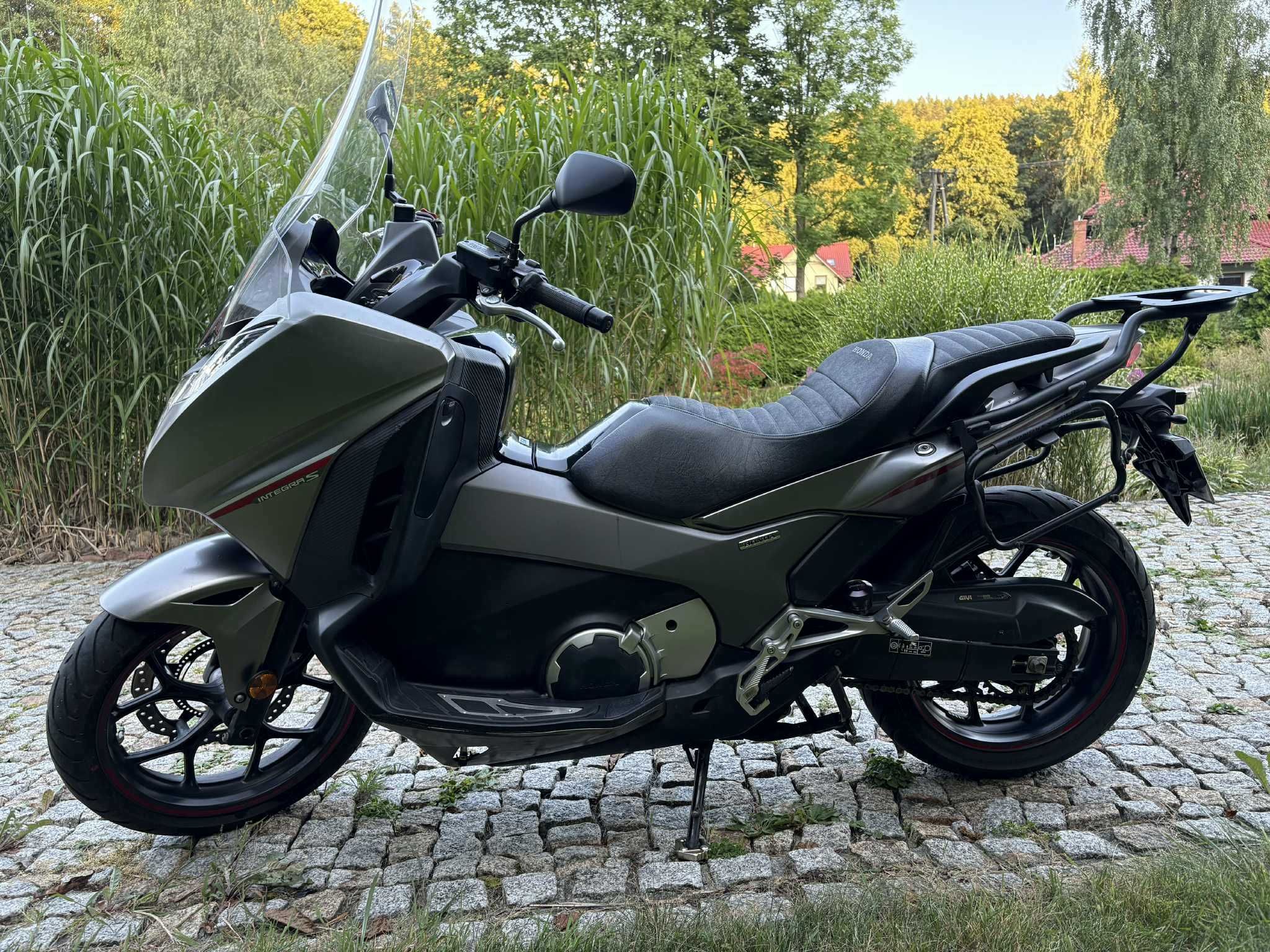 Honda NC Integra 750 S 2017r 17000 km OKAZJA!!! kufry boczne lampy led