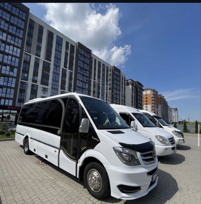 Оренда автобусів та мікроавтобусів