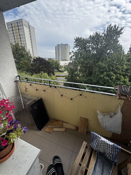 Mieszkanie 38 m z balkonem os. Powstań Narodowych