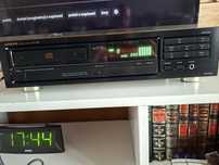 Odtwarzacz CD Onkyo DX-6700
