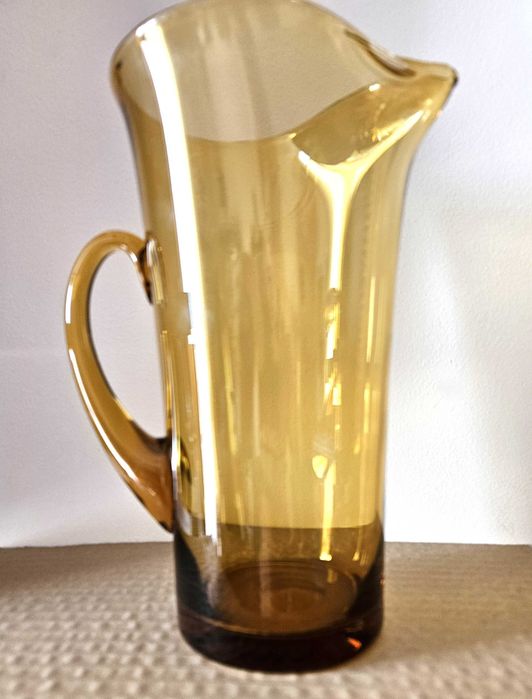 Dzbanek w kolorze miodowym VINTAGE