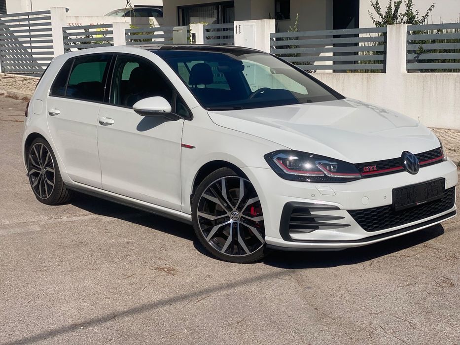 VW Golf 2.0 TSI GTI DSG Performance