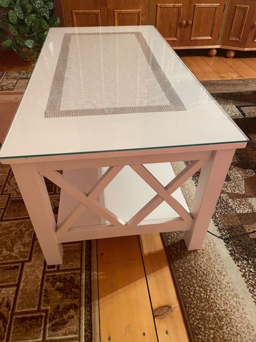 Witam sprzedam piękną ławę z drzewa.