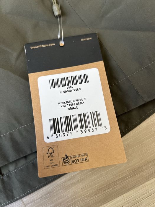 The North Face вітровка жіноча розмір S нова оригінал