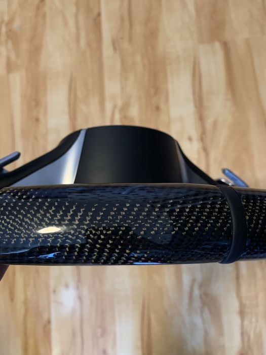 Руль карбон Mercedes AMG E63 GLE63 S63 G63 CLS GT с AMG Drive Unit