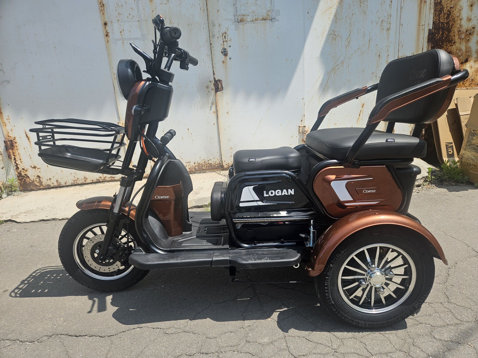 Електроскутер Corso Logan 800W 72V/20Ah