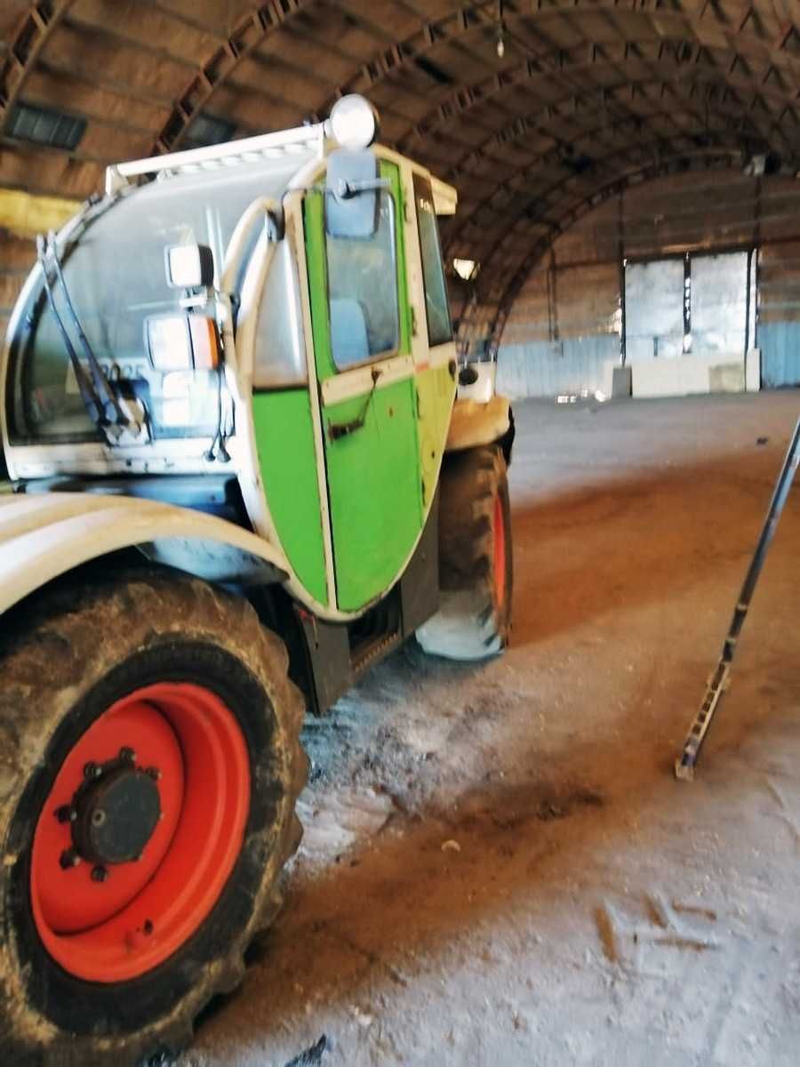 Фронтальный телескопический погрузчик Claas Targo K70 (2003 год)