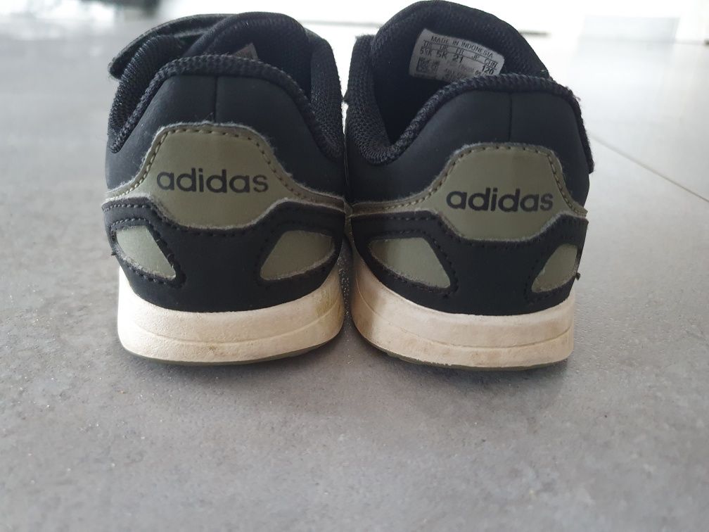 Buty adidas dla dziecka , adidasy dla dziecka