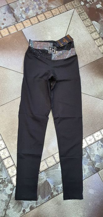 Śliczne czarne legginsy zdobione szeroki cyrkoniowy pas wysoki stan  S