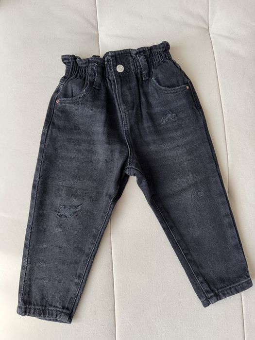 Дитячі джинси від Zara