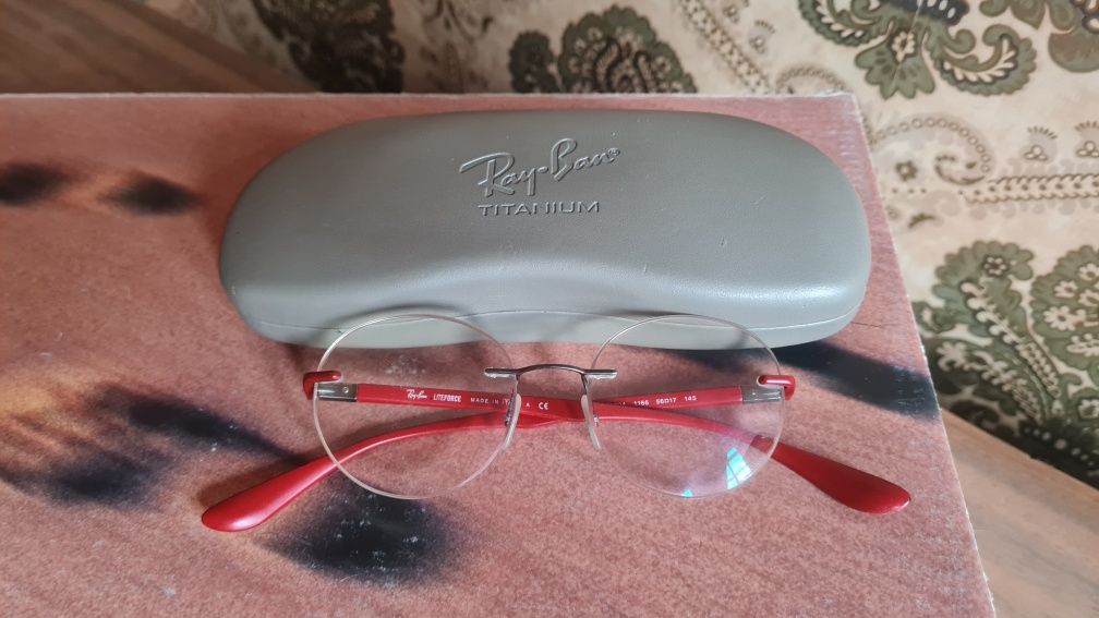 Ray ban - armação - Liteforce (leves)