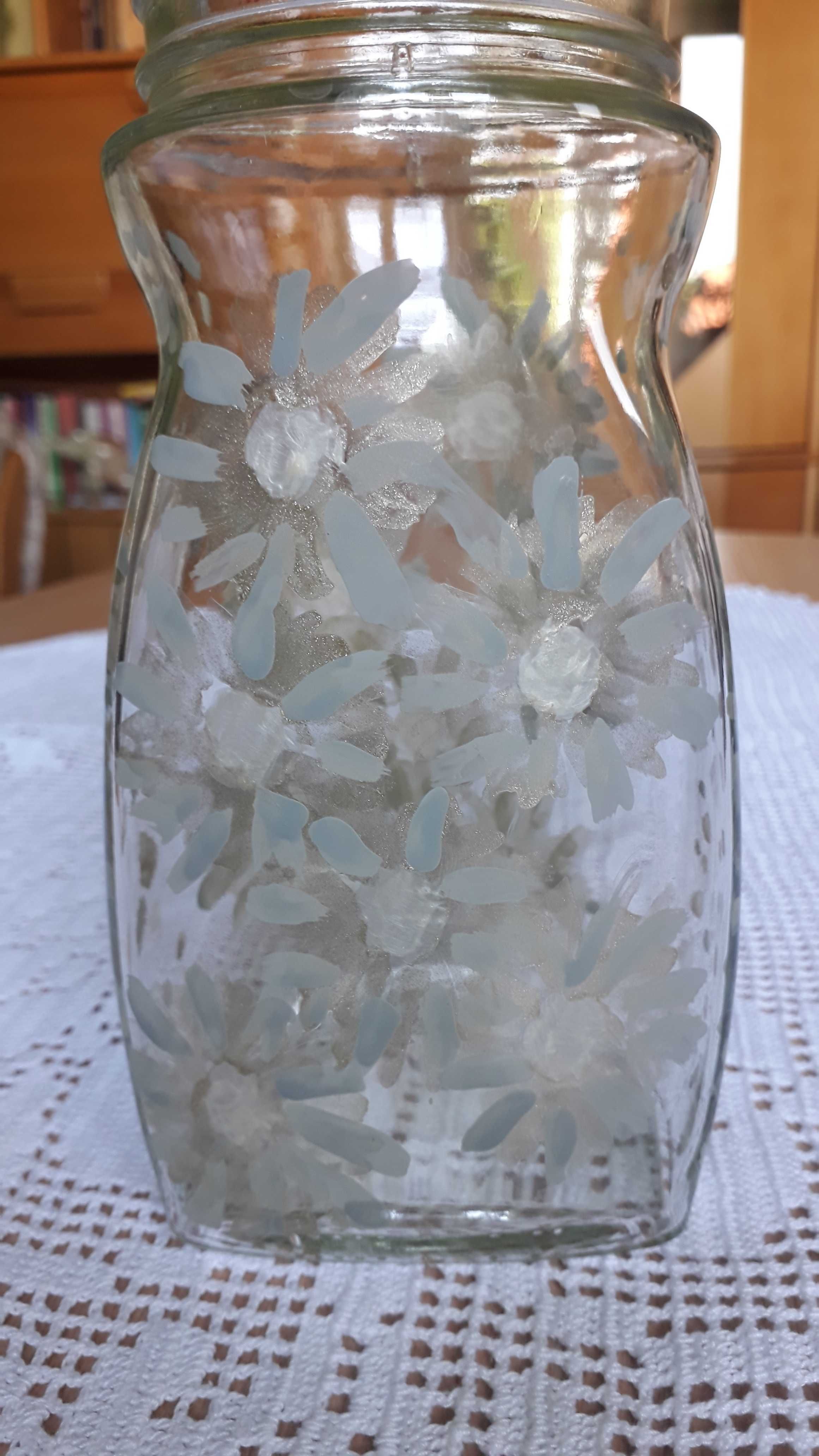 Słój słoik pojemnik szklany ręcznie malowany w delikatne kwiaty