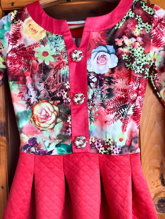 Плаття червоне,42розміру