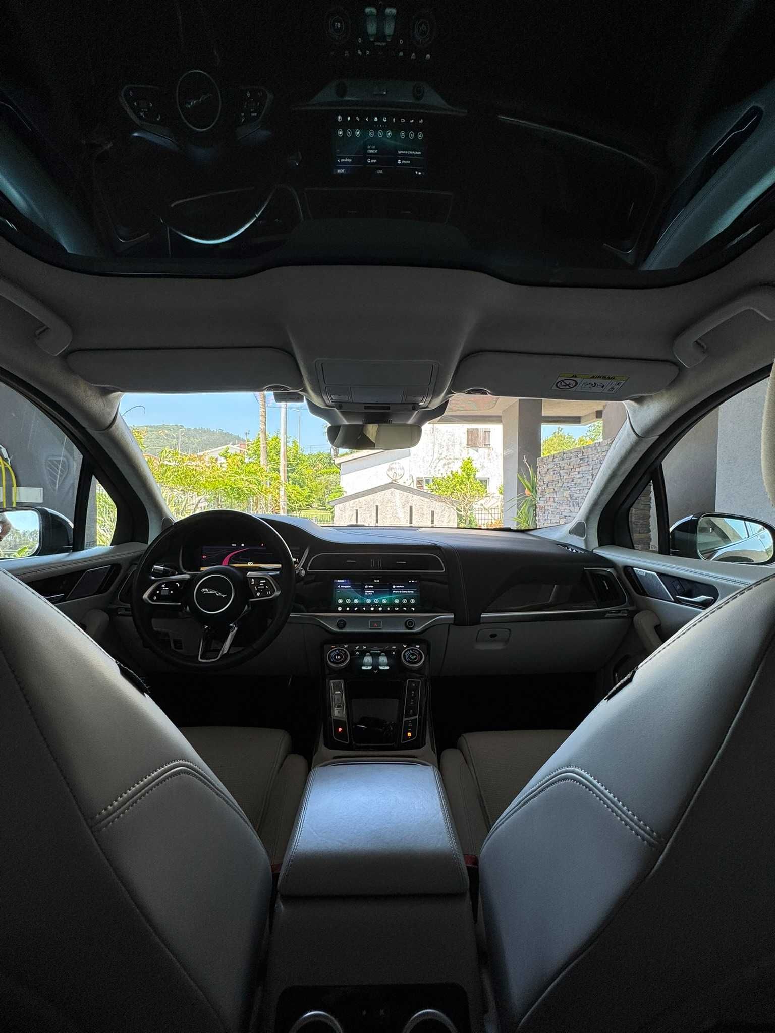 Jaguar I-Pace EV400 HSE