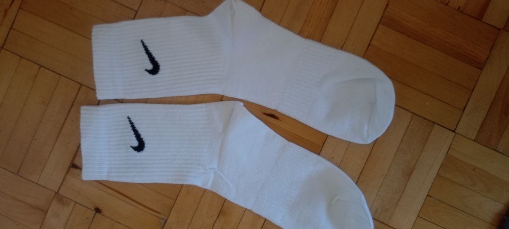 Skarpety Nike białe, czarne nowe