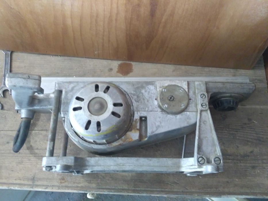 Рубанок электрический 36 В, 600 Вт