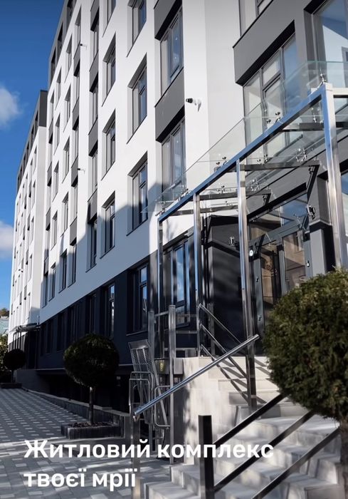 Здам надовго 2  кімнатну в центрі міста