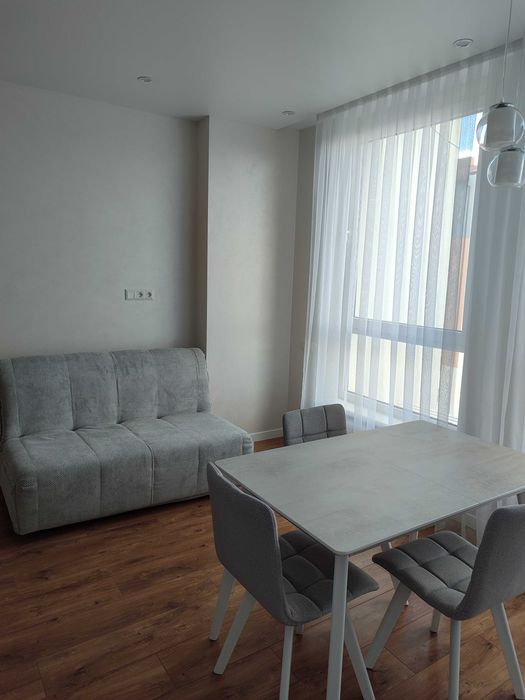 Подобова квартира в центрі