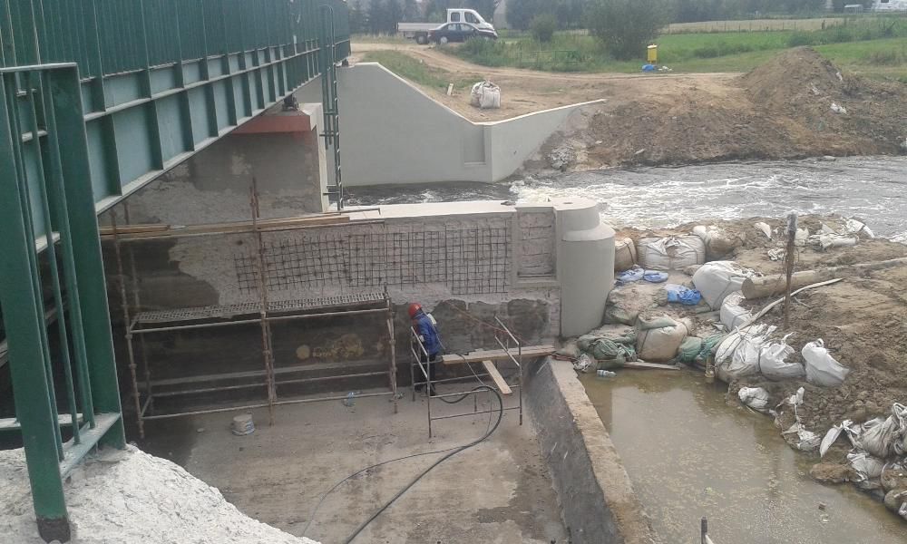 Piaskowanie malowanie renowacje domów drewnianych