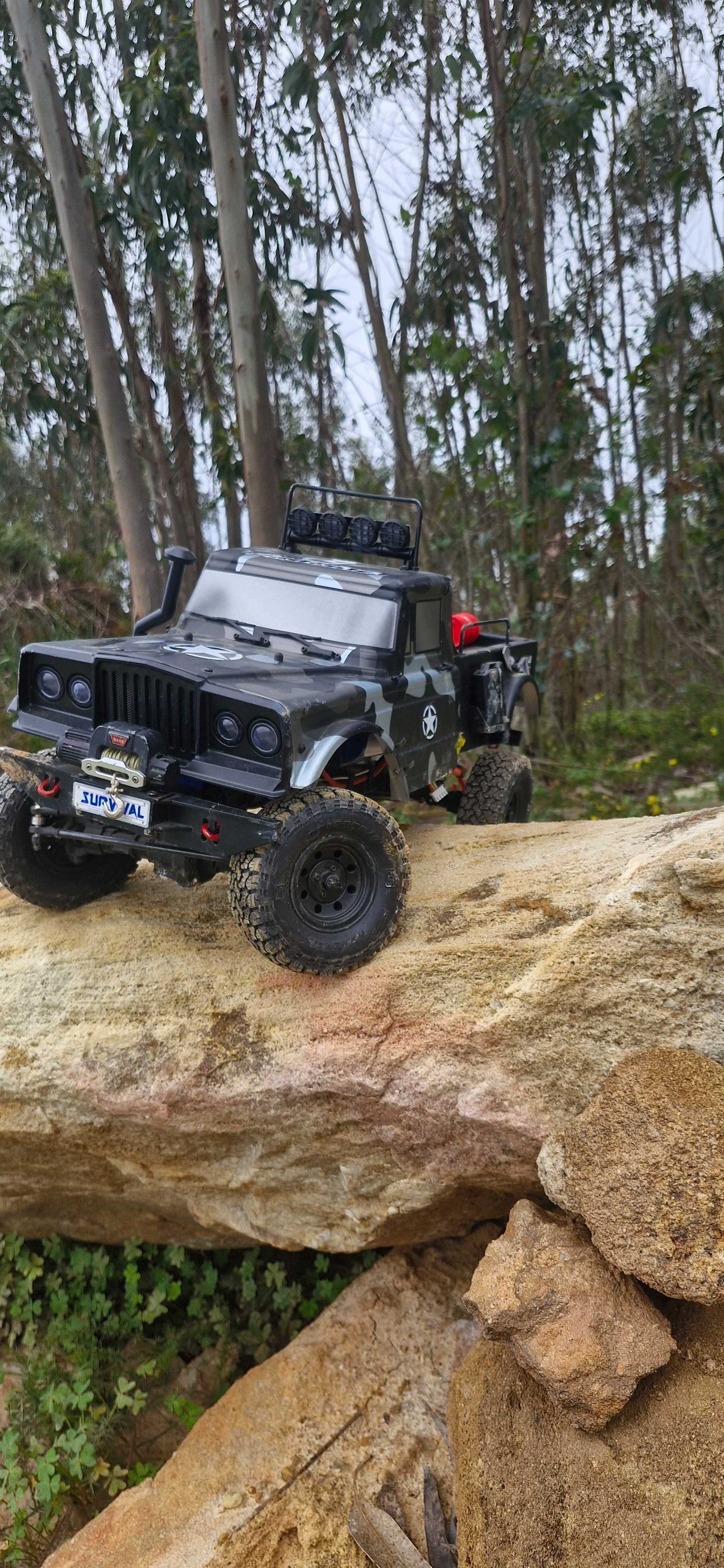 Hobbytech crx 4x4 survival trail rc