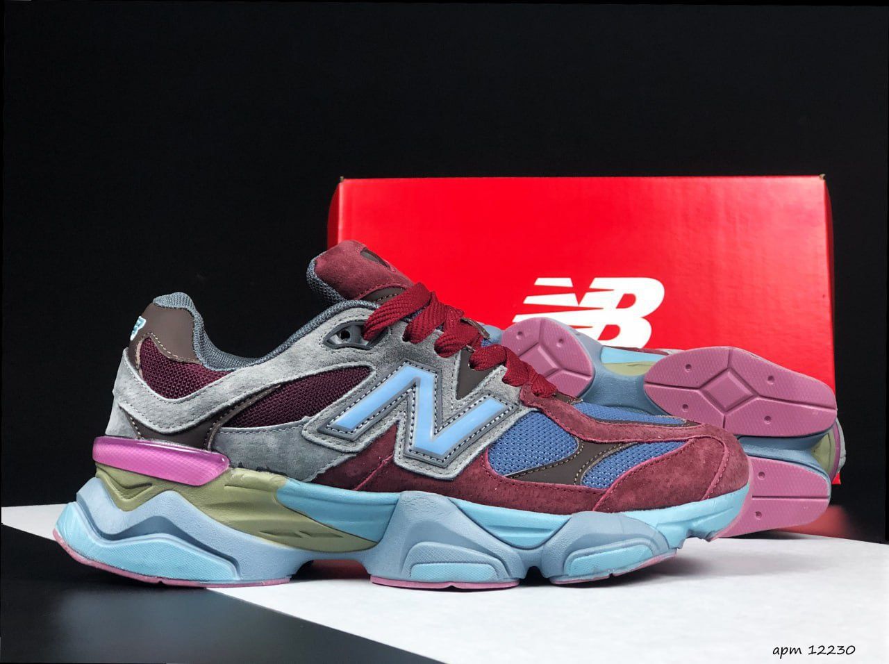 Жіночі кросівки new balance 9060 нью беланс