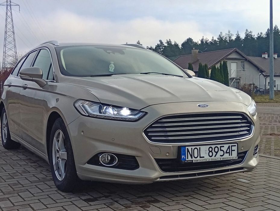 Ford Mondeo LED, HUD, BLIS, alkantara, aktywny tempomat, poweshift po remoncie.