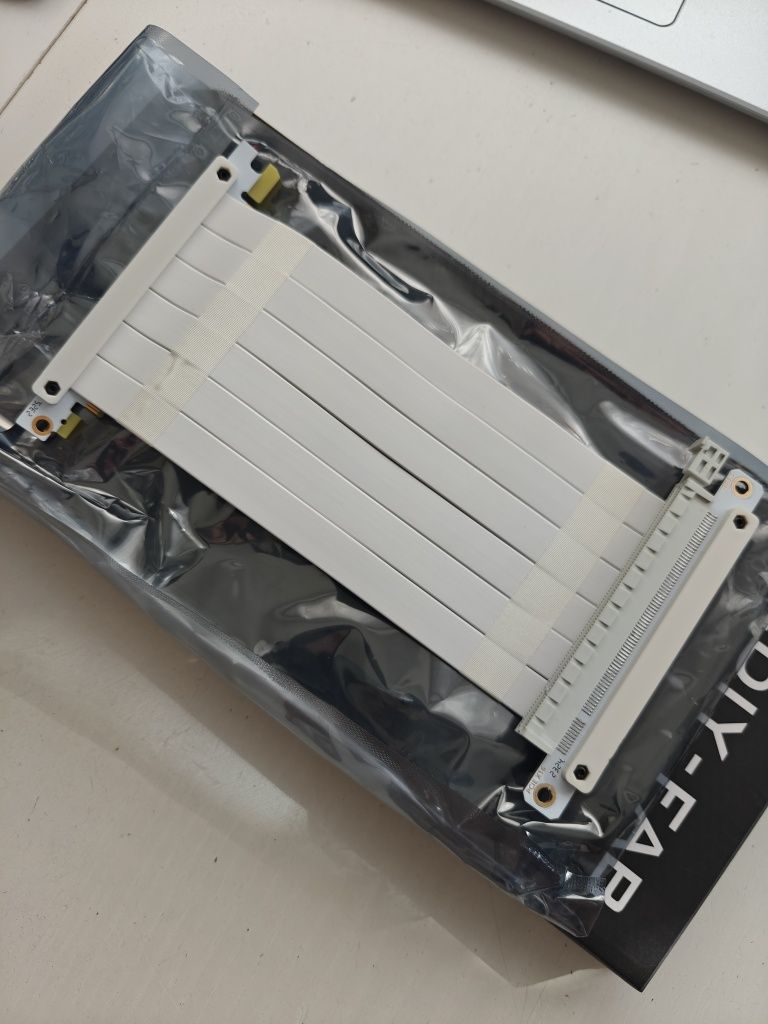 Przedłużacz karty graficznej PCIE X16 B131