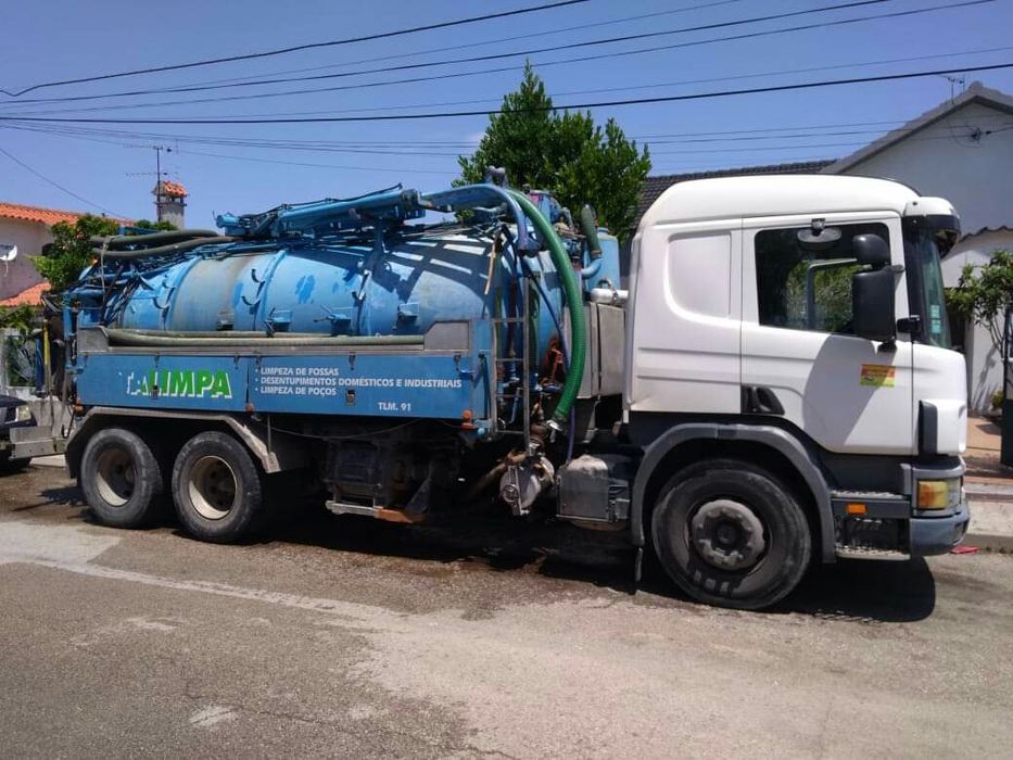 Limpeza de fossas e desentupimento de esgotos