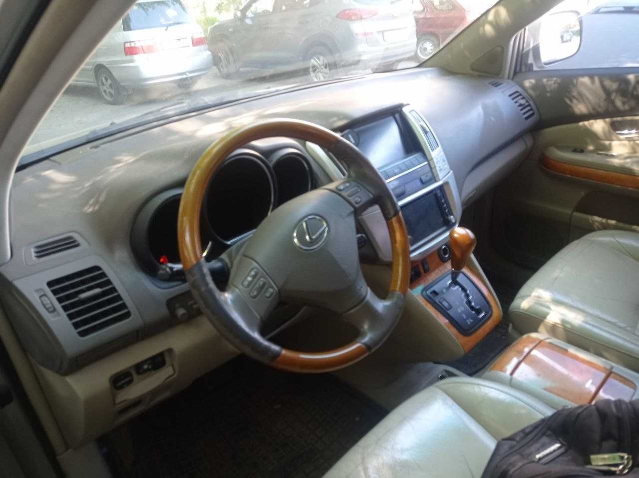 Продам или поменяю на недвижимость Lexus RX 350 2008