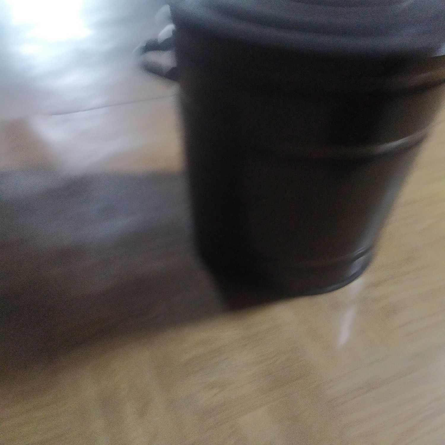 Garnek na sok, duże garnki