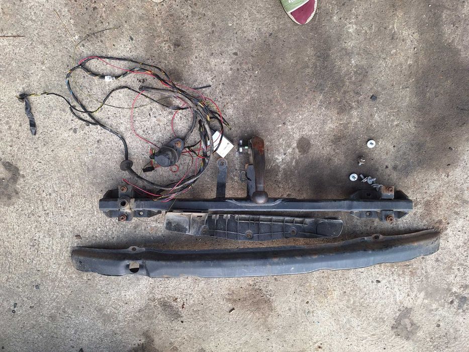 BMW E61 HAK Holowniczy WESTFALIA Wpinany Wiązka moduł