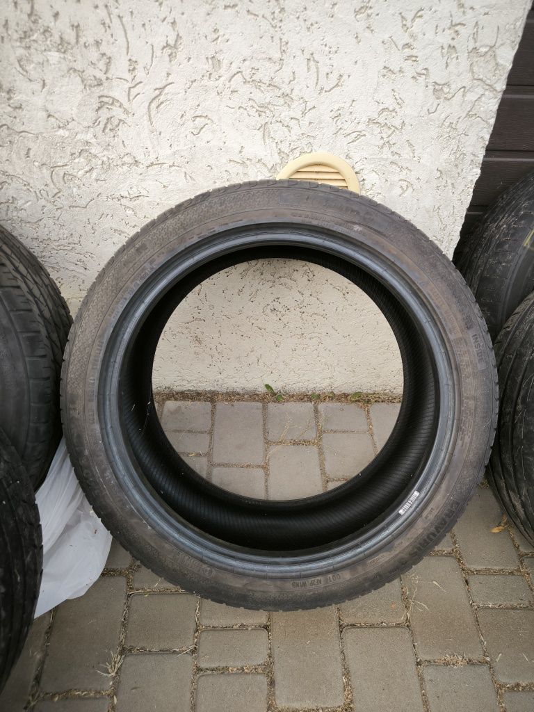 Одна шина скат 245/40/18