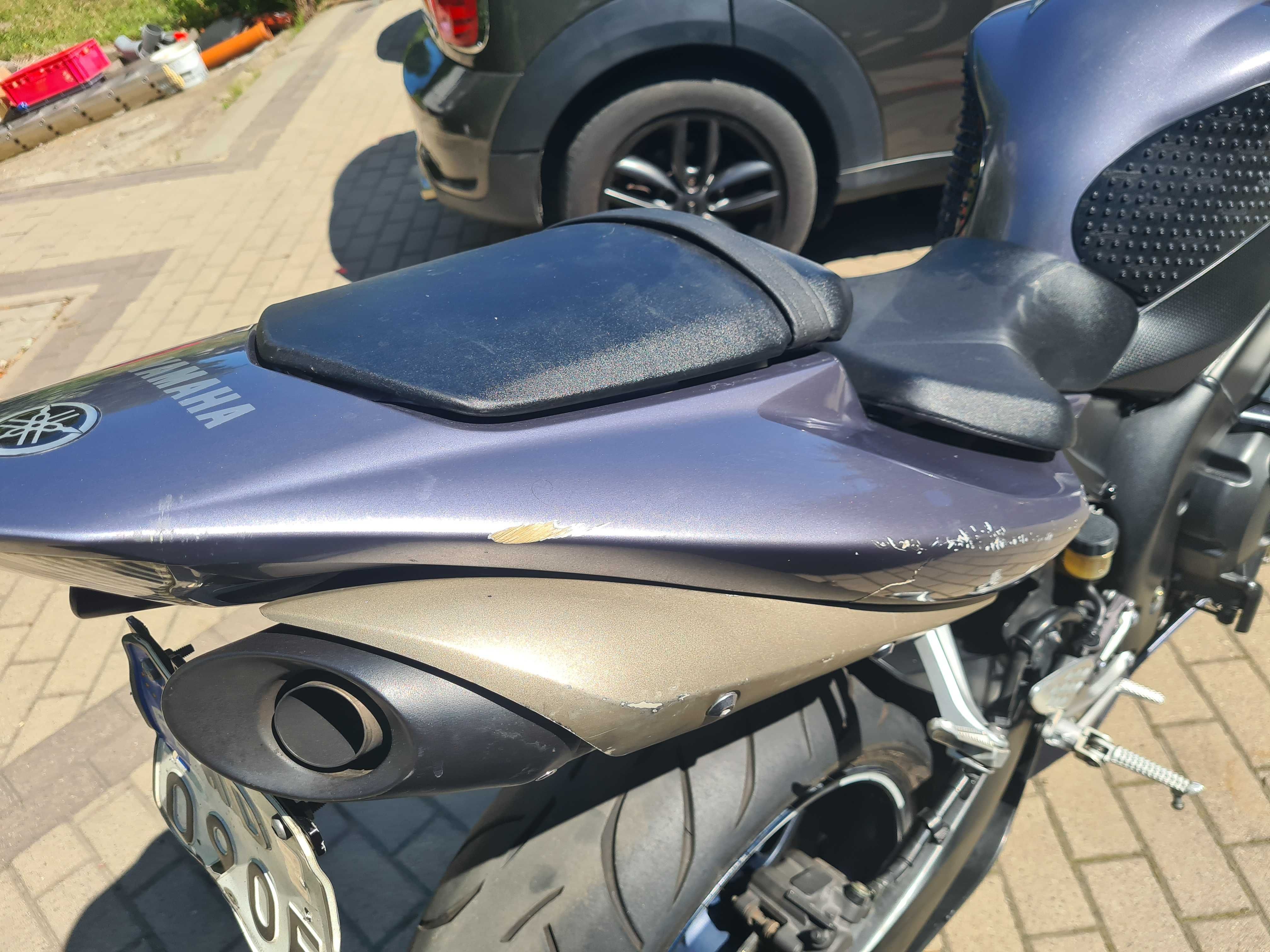 Yamaha R1 RN12 2005r