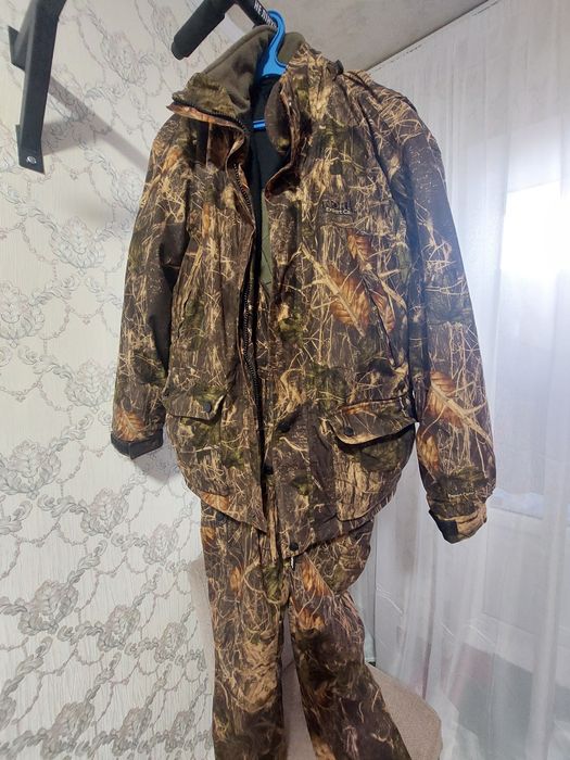 Продам зимові костюми в гарному стані