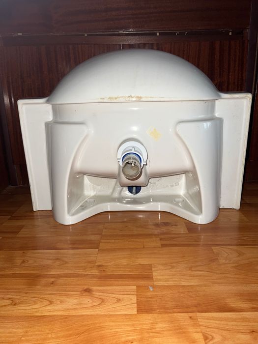 Умивальник Colombo